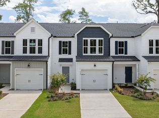 1011 Poets Walk Rd, Whitsett, NC 27377