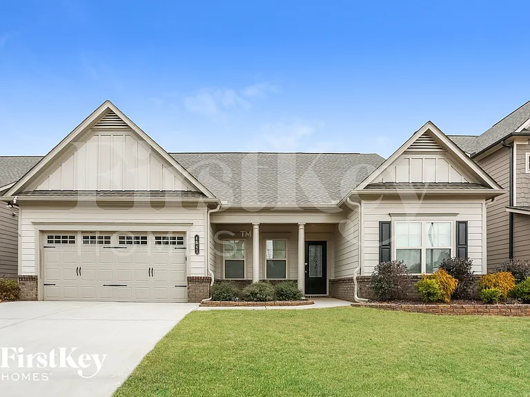 4541 Banshire Cir — Photo 1