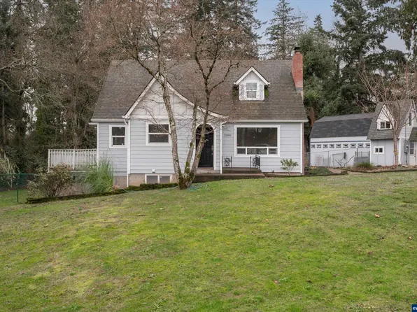 3380 Hyacinth St NE, Salem, OR 97301