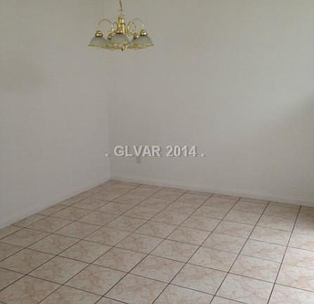 5th image of 2217 Port Ave