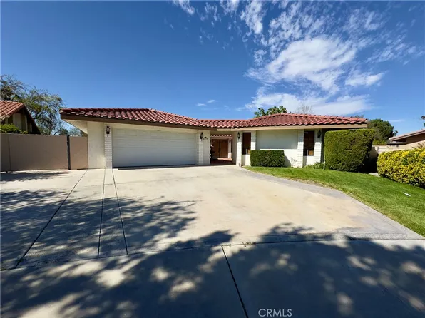 12930 Golf Course Dr, Victorville, CA 92395