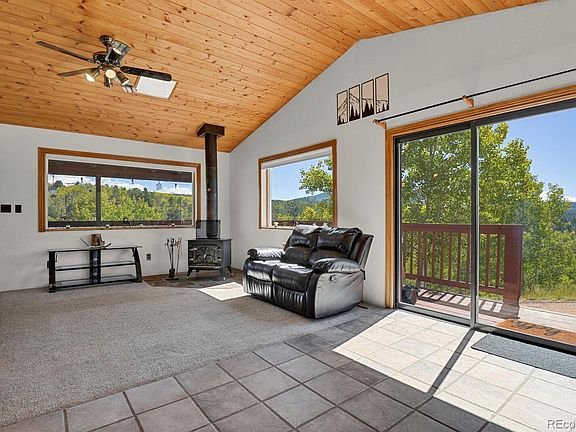 4th image of 498 Granite Lane