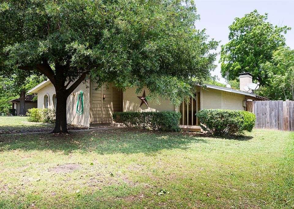 1st image of 5026 Shady Glen Dr