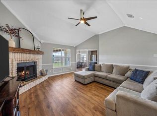 977 Lakeland Park Cir, Mart, TX 76664