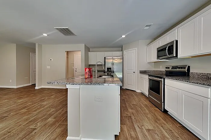 468 Blue Garden Way — Photo 5