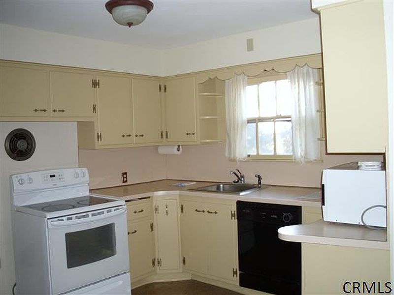 3rd image of 17 24TH Street