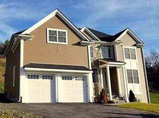 3 High Meadow Rd, Wrentham, MA 02093