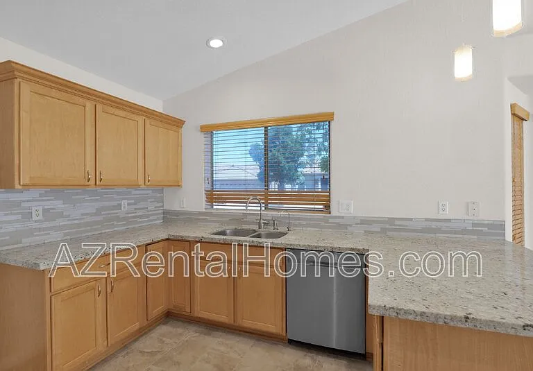 4891 S Rosemary Dr — Photo 12