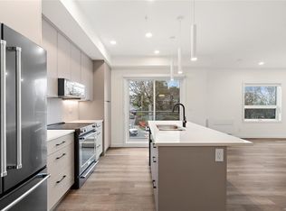 The Proxima, Esquimalt, BC V9A 6A1