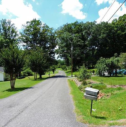3rd image of 1323 McCoy Cir