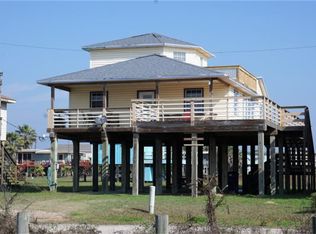 206 Sand Dune Ct, Surfside Beach, TX 77541