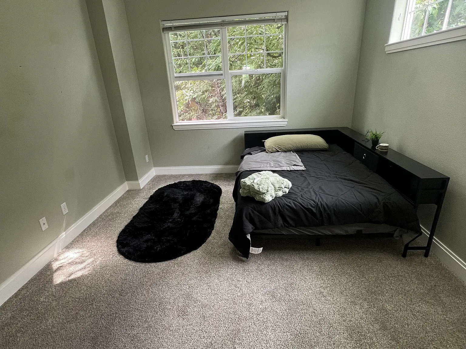 SW Meader Way, Beaverton — Photo 2