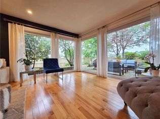 141 Glen Ridge Rd, Cranston, RI 02920