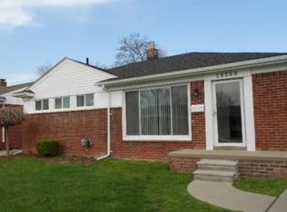 26260 Marlene St, Roseville, MI