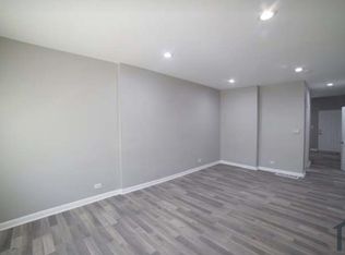 8700 S Marquette Ave #2, Chicago, IL 60617