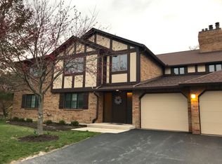7762 W Arquilla Dr APT 1B, Palos Heights, IL 60463