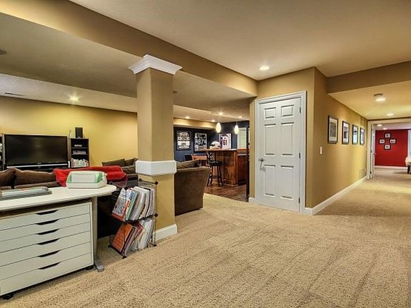 4th image of 6687 Ballantrae Pl
