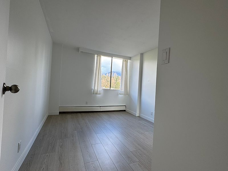 North Vancouver Apartment for rent - 1 Bedroom — photo 9