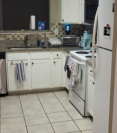 2nd image of 833 Old Greenville Hwy APT 925