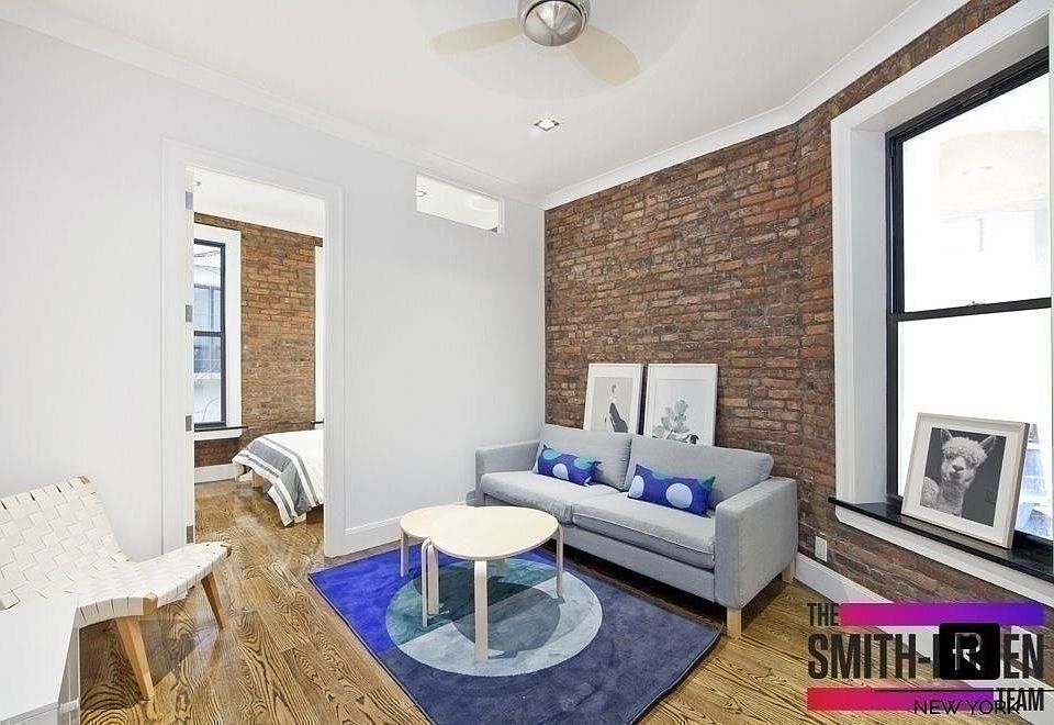 1st image of 37 King St #2