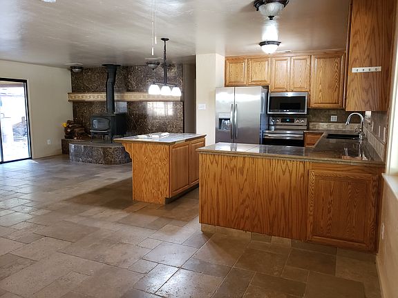 Open kitchen, dinning room & living room concept.