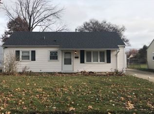 1636 N 20th St, Springfield, IL 62702