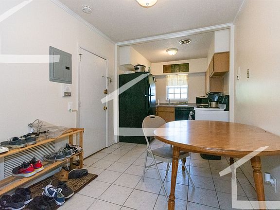 215 Lake Shore Rd. #2 Boston (Brighton) Unit Photo 5