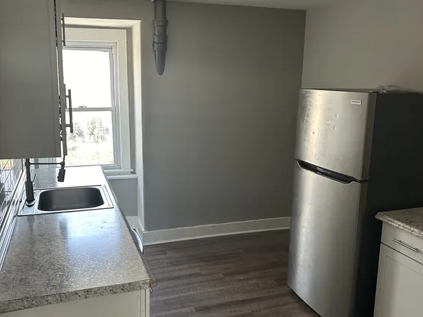 213-215 Providence Tpke, Putnam, CT 06260