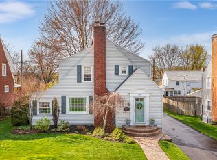 309 Entrance Dr, Ellwood City, PA 16117