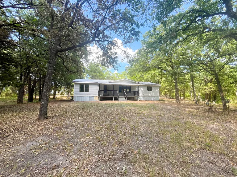 1038 Sandy Oaks Rd — Photo 23