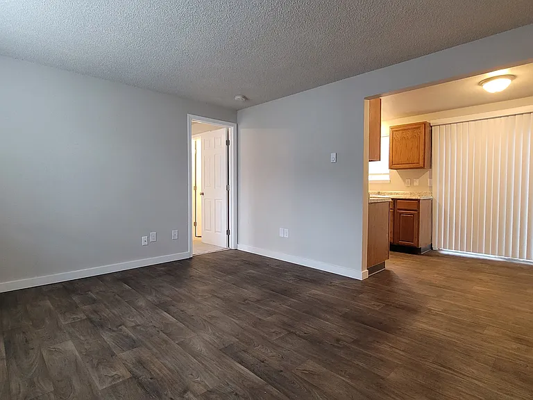 Alpine Apartments — Photo 23