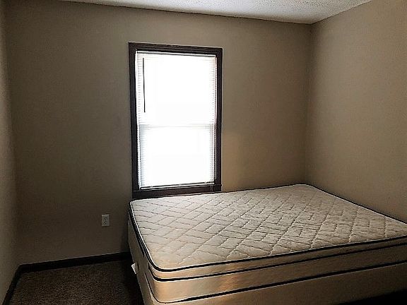 5th image of 610 Bonnie Dr