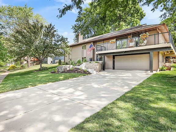 2nd image of 7208 Friendship Ln
