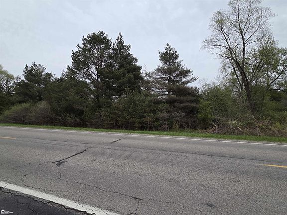 2nd image of 11144 N Lewis Rd