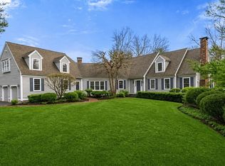 162 Far Reach Rd, Westwood, MA 02090