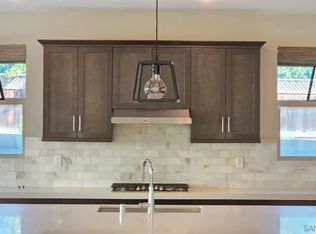 1845 Newton Ct, Escondido, CA 92026