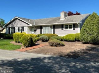 520 Charles St, Slatington, PA 18080