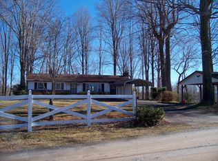 875 Applewood Rd, Martinsville, VA 24112