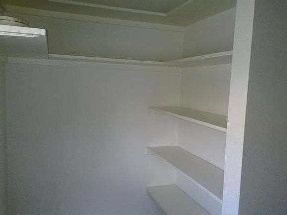 walk in closet