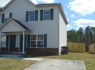 976 W Pueblo Dr, Jacksonville, NC 28546