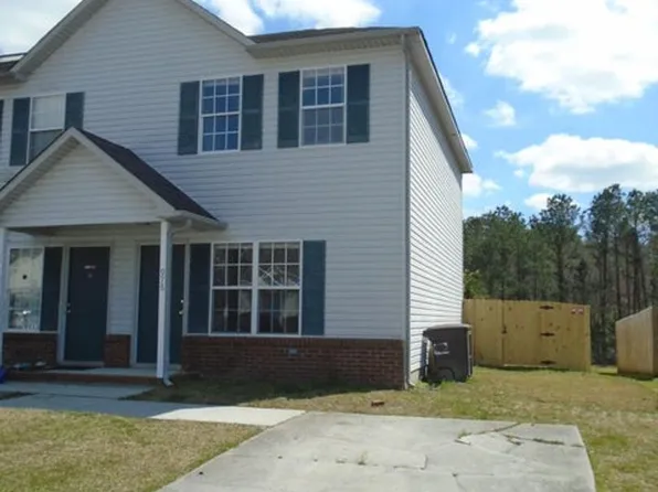 976 W Pueblo Dr, Jacksonville, NC 28546