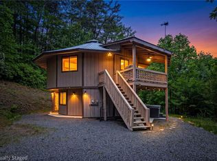 174 Chestnut Rdg, Blue Ridge, GA 30513