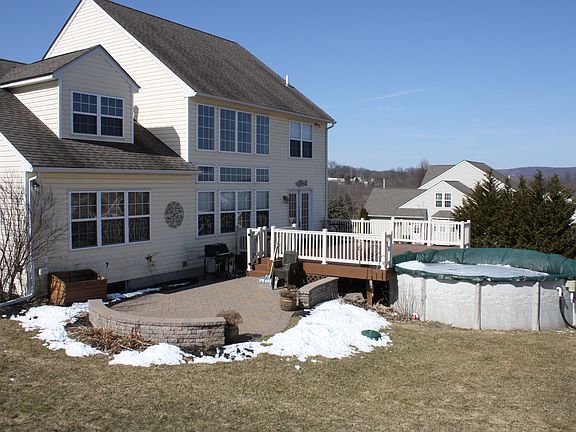 3rd image of 13 Wilt Rd