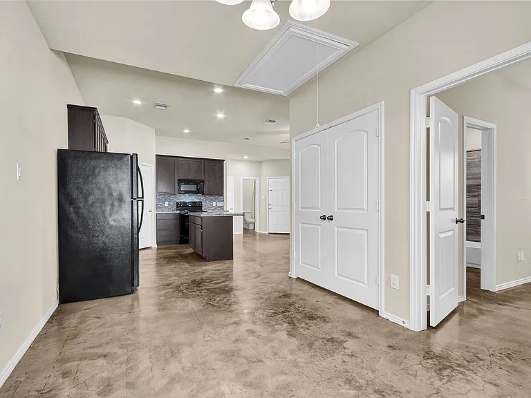 15841 Beechnut Dr — Photo 11