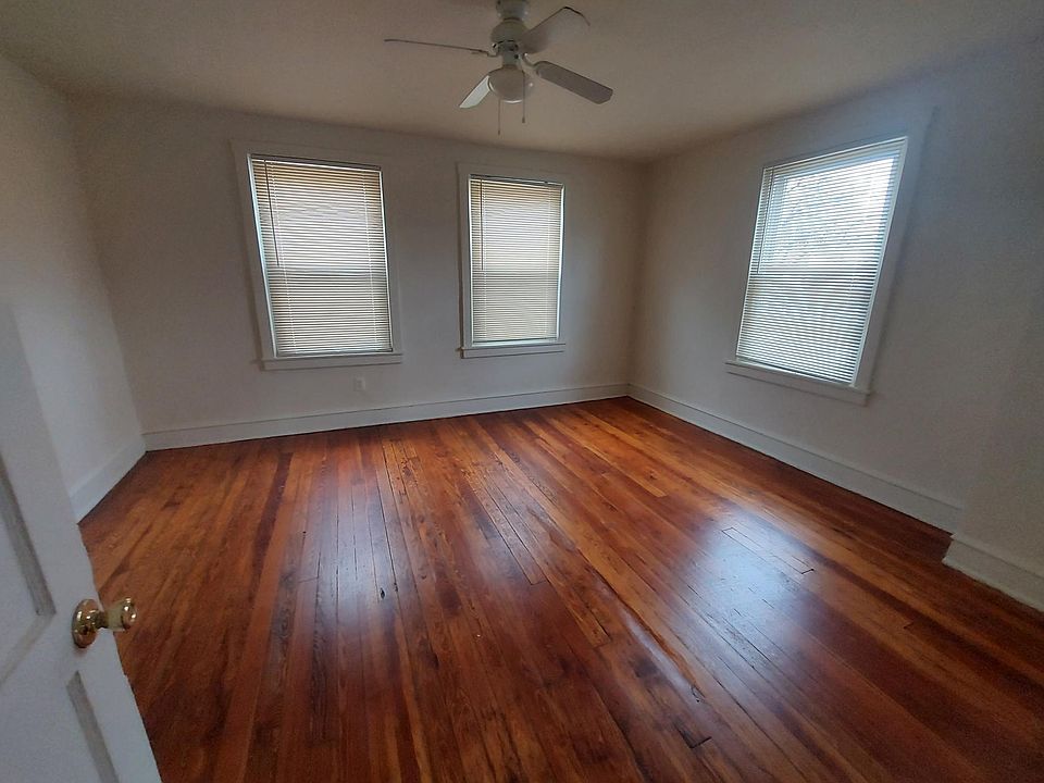 25XX Bonaffon Ter, Philadelphia, PA 19142 Zillow