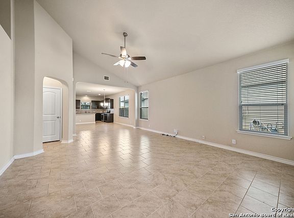 5th image of 14918 Goldfinch Way