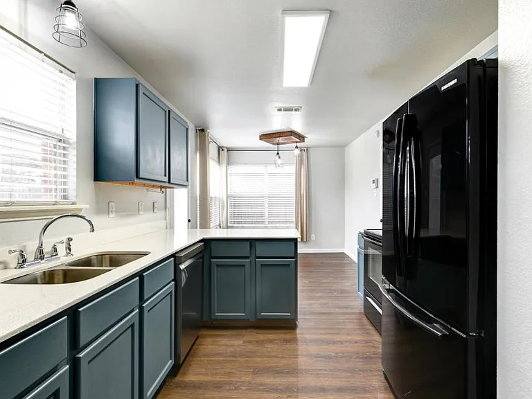 8609 Muir Dr — Photo 9