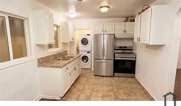1 bed, $2,289 — Photo 2