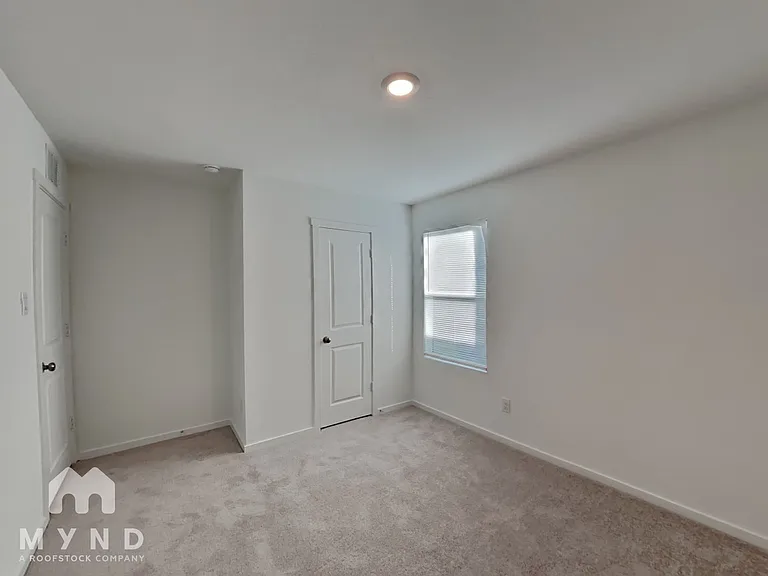 1262 Basswood Dr — Photo 17