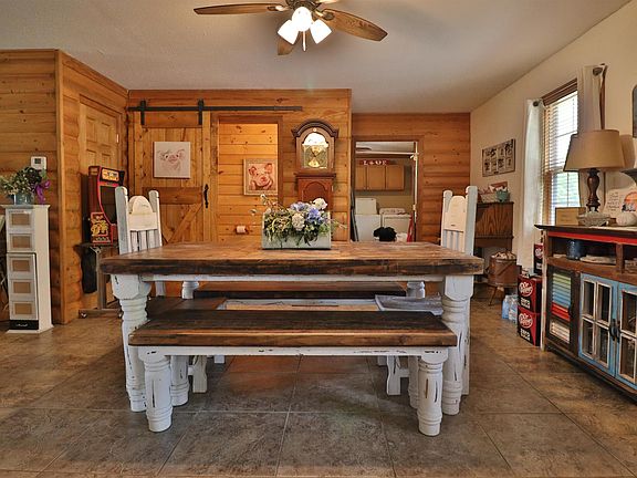 11th image of 367 Junius Lee Rd